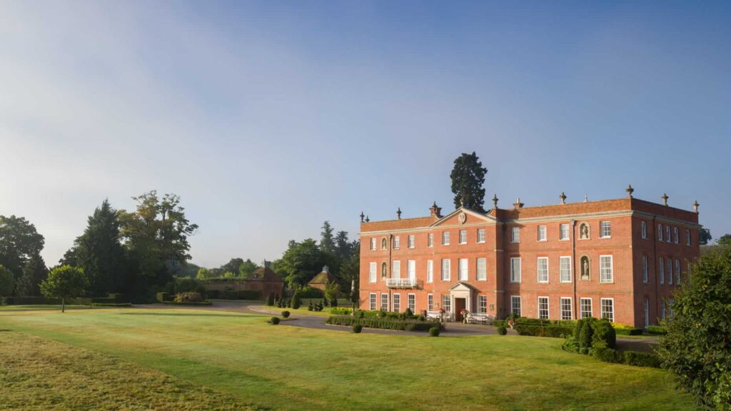 Four Seasons Hampshire baby friendly luxury hotel for families